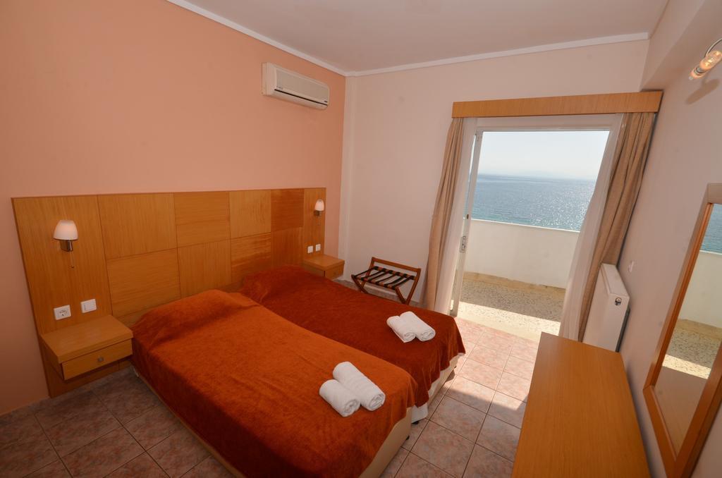 Sunrise Hotel Apartments Ypsos Pokoj fotografie