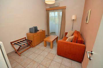 Sunrise Hotel Apartments Ypsos Exteriér fotografie